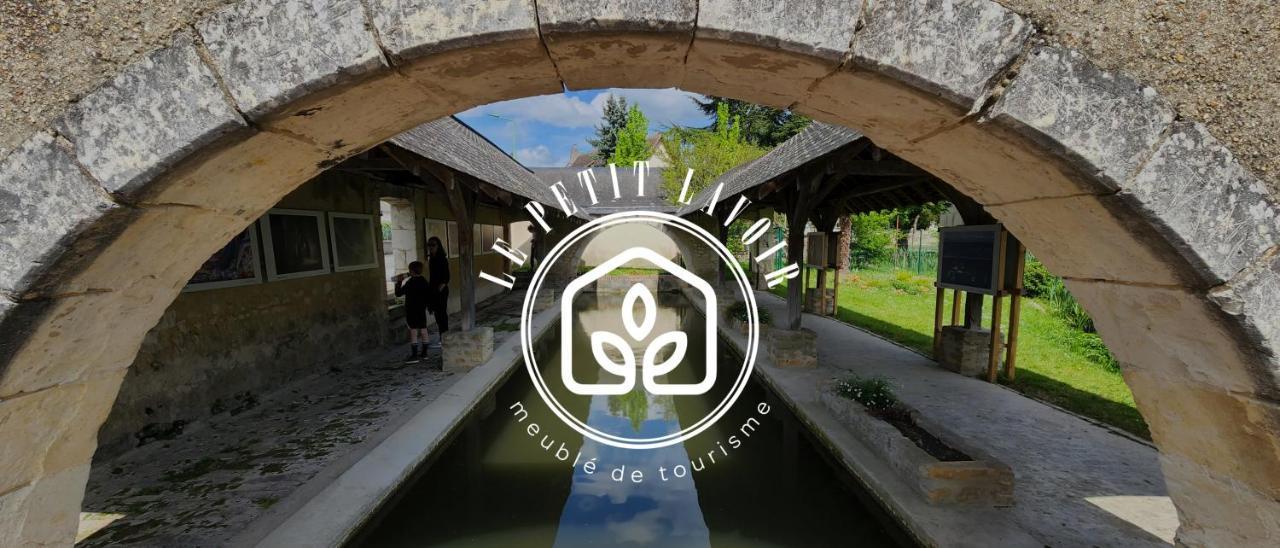 Le Petit Lavoir - Joli Studio A Mayet Exteriör bild